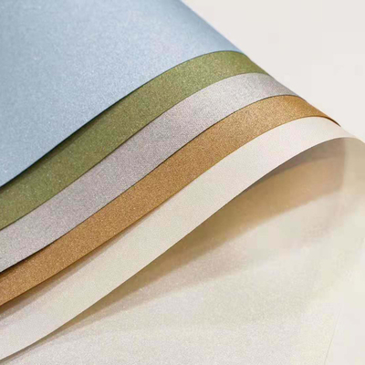 Esperienza di vita sostenibile con tessuto ecologico a chiusura manuale aperto