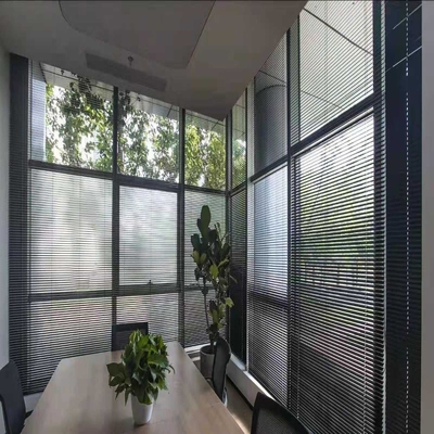 Tende a bobina di alluminio La soluzione perfetta per i trattamenti di finestre versatili e eleganti