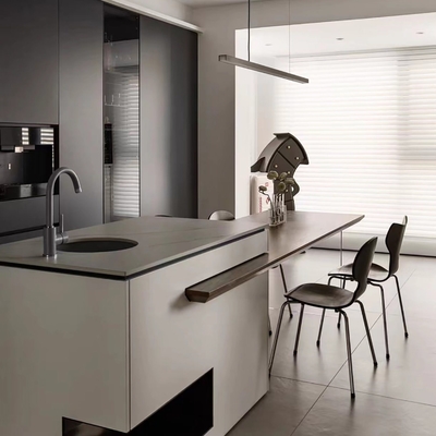 Aggiungete un tocco di eleganza alla vostra casa con i persiani grigi WY-SB dal design moderno