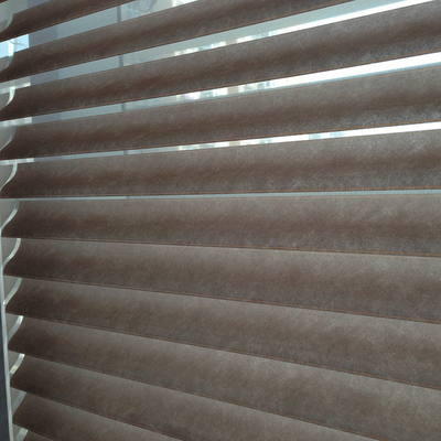 Finiture morbide personalizzate lussuoso tessuto Shangrila blind con filtro della luce