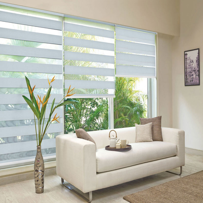 Buona trasmissione luminosa Smart Zebra Motorized Roller Blind per soggiorno e ufficio